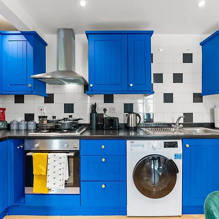 Boutique Abode - Games * Bristol
